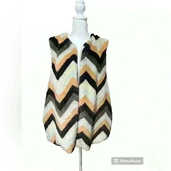 Soft women’s vest. Multi-colored. - Picture 1 of 3
